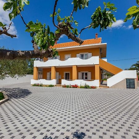 Mp Luxury Holiday Home With Swimming Pool Задар Екстериор снимка