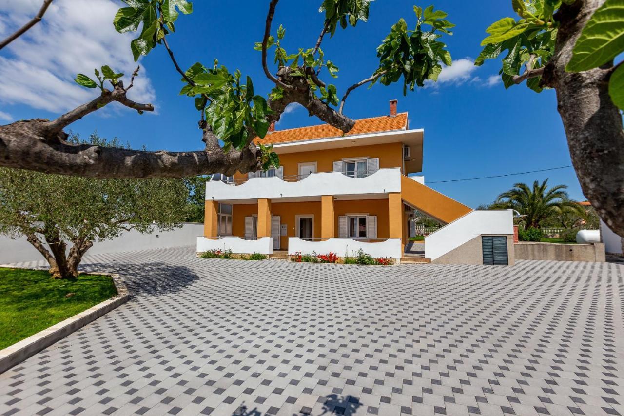 Mp Luxury Holiday Home With Swimming Pool Задар Екстериор снимка